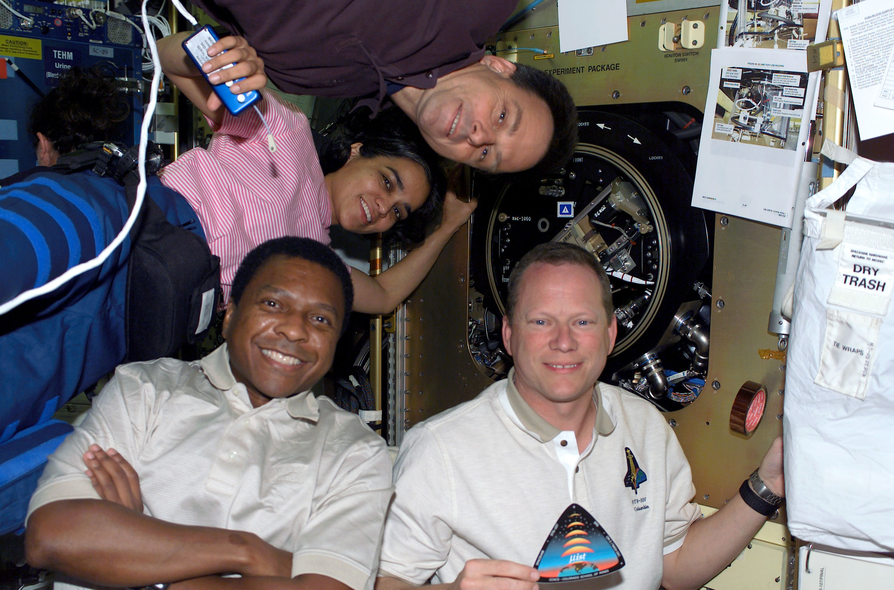 AA1NKHEK Dewan Perwakilan Rakyat Ohio menyetujui rancangan undang-undang NASA Day of Remembrance; Senat akan mempertimbangkannya