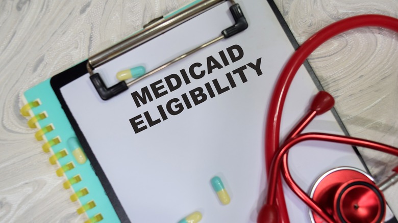 AA1NKODI Perbedaan Kunci Antara Medicare dan Medicaid