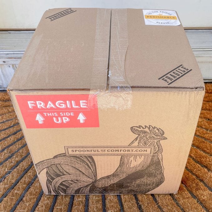 AA1NKOL3 Ulasan Spoonful of Comfort: Ini adalah Paket Perawatan Terbaik yang Dapat Dikirim ke Teman yang Sakit