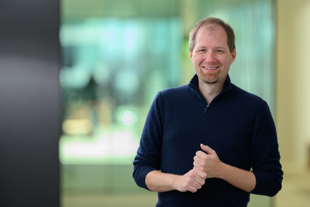 AA1NKOuP Fusi nuklir, 'kalung suci' dari energi, selalu berada 30 tahun di depan—sekarang ini adalah soal kapan, bukan apakah fusi akan mulai beroperasi untuk menggerakkan AI