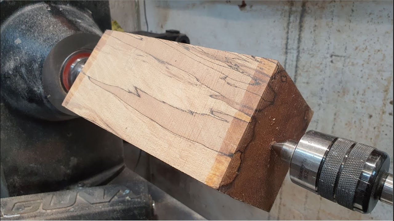 Woodturning: Crafting a stunning coffee and cappuccino mug