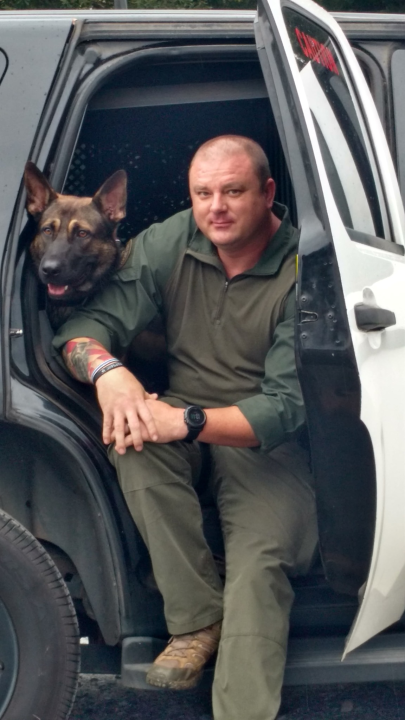 AA1NKvJx Anjing K9 Spartanburg Co. akan pensiun karena diagnosis kesehatan