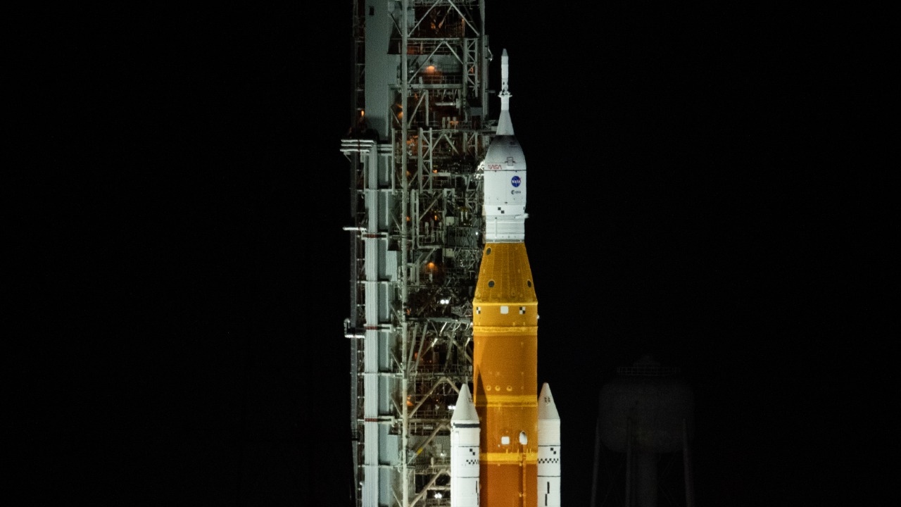 AA1NKzDt NASA bersiap untuk perjalanan bulan pertamanya dalam lebih dari 50 tahun