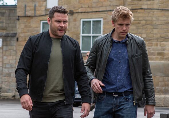 Emmerdale fans spot chilling clue about Coronation Street crossover
