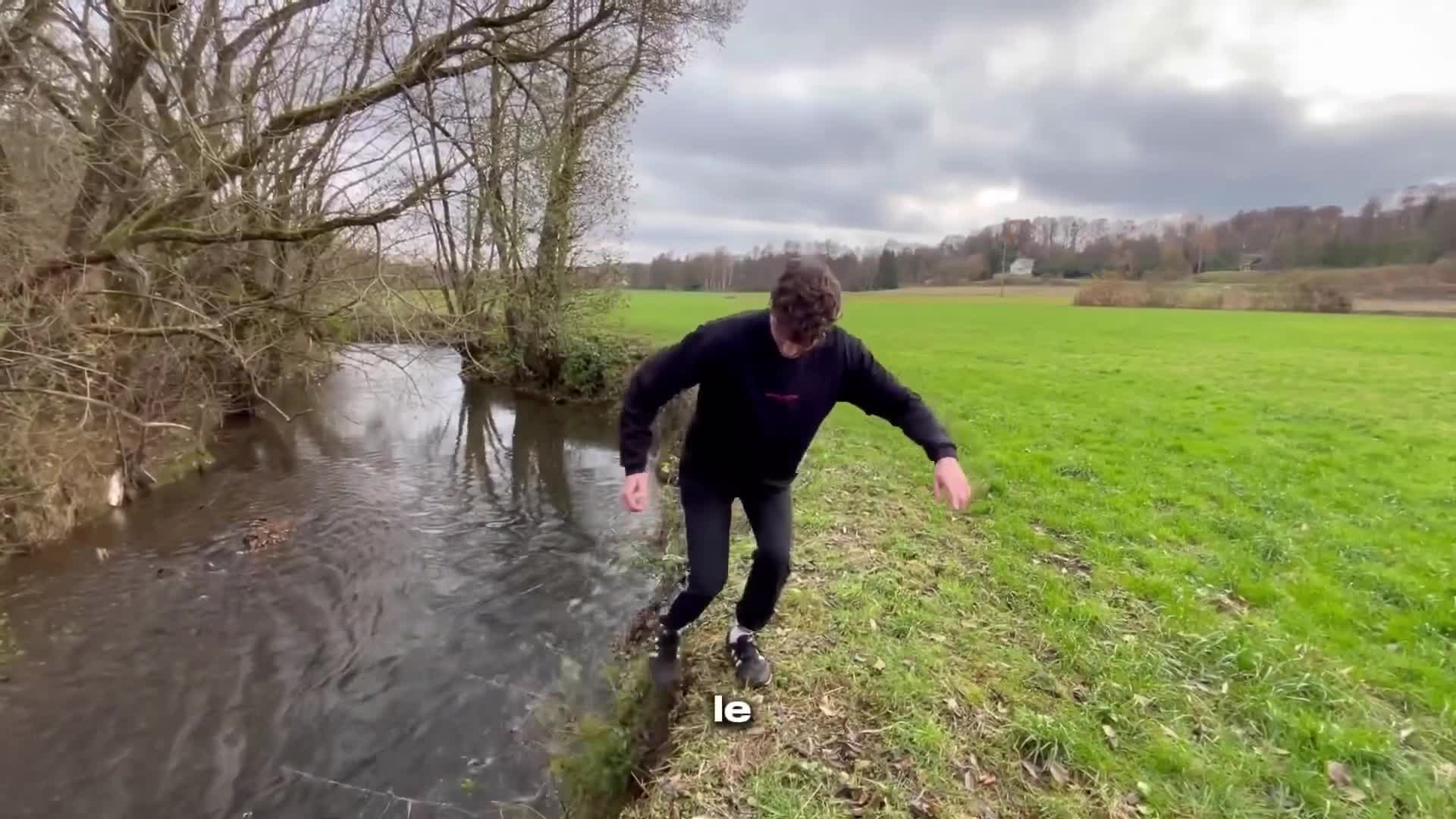Comment j'ai réalisé ce saut par-dessus la rivière!