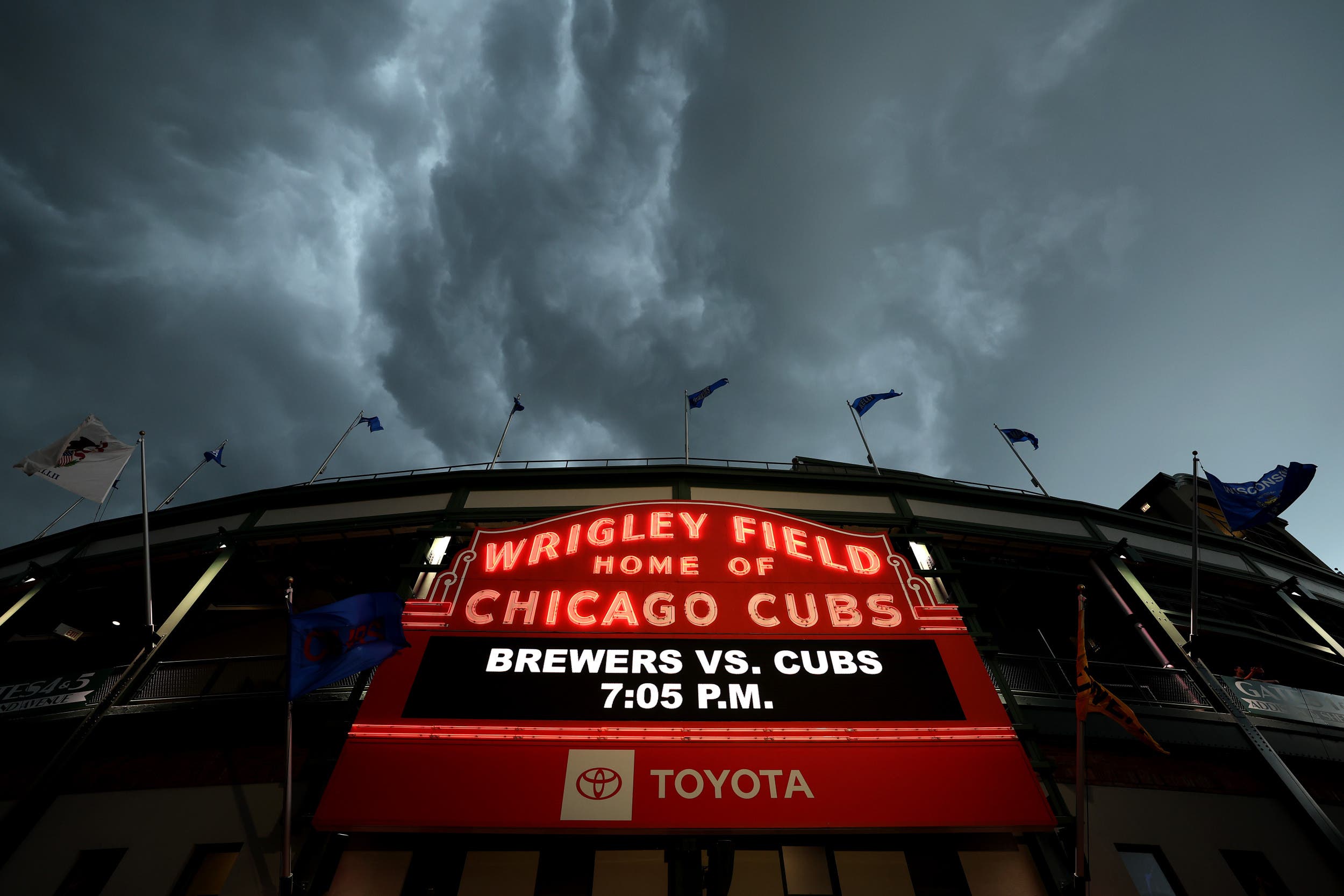 how-to-buy-cubs-vs-brewers-nlds-tickets-schedule-game-location-shop