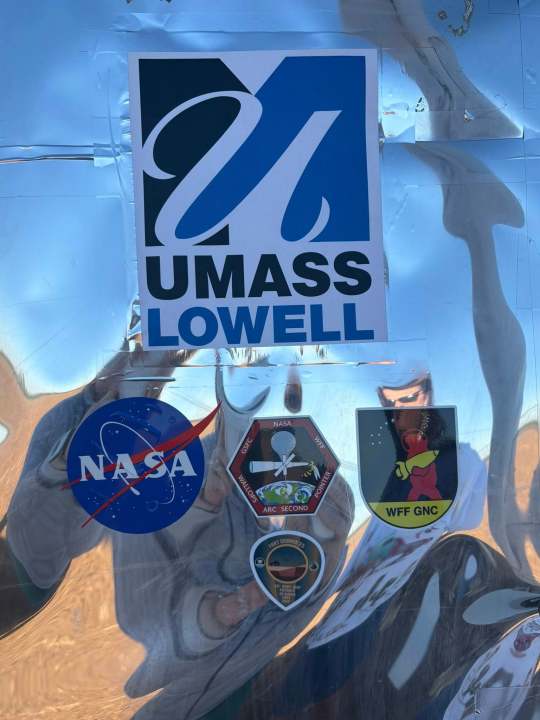 AA1NLmRd Balon penelitian NASA mendarat secara tidak sengaja di lahan pertanian di Barat Texas