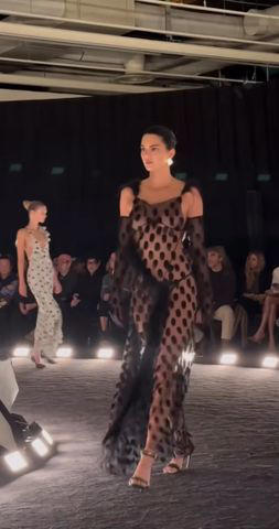 Kendall Jenner Puts a Gen Z-Approved Spin on the Skirt Suit