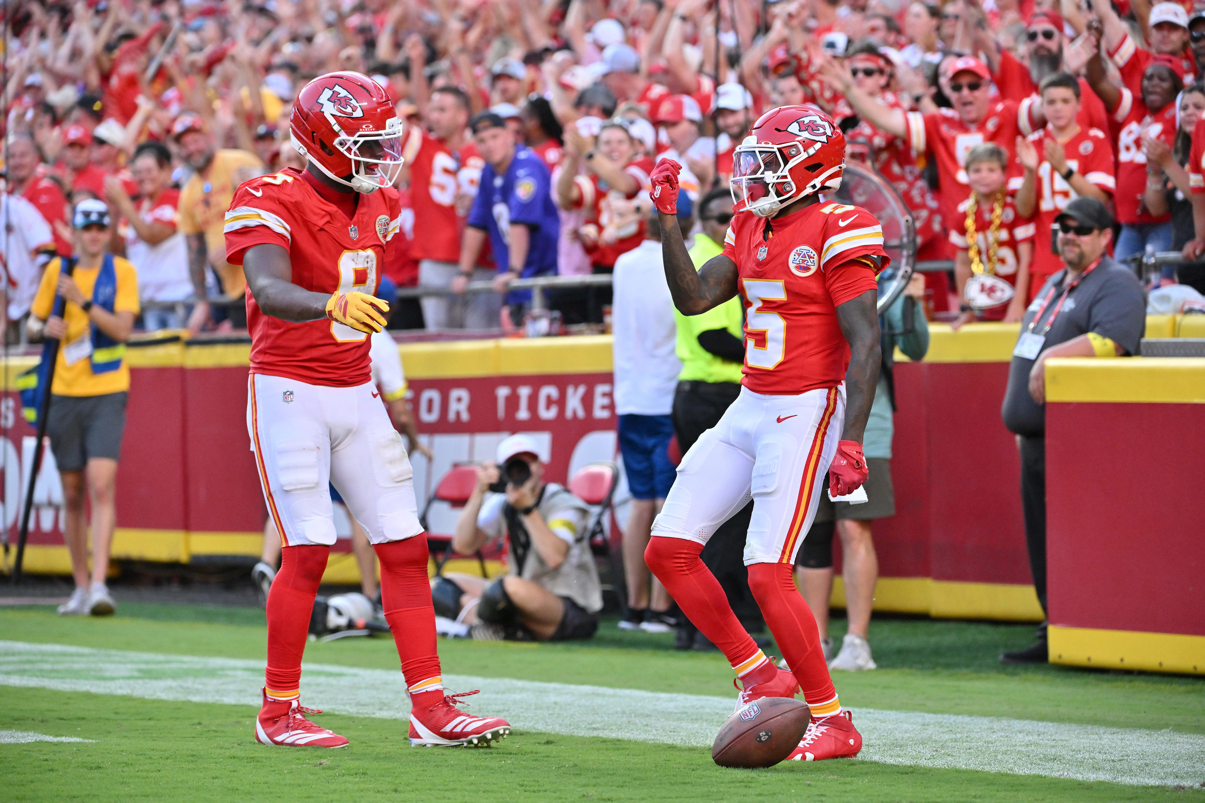 Marquise 'Hollywood' Brown injury update: Status report, news for KC ...
