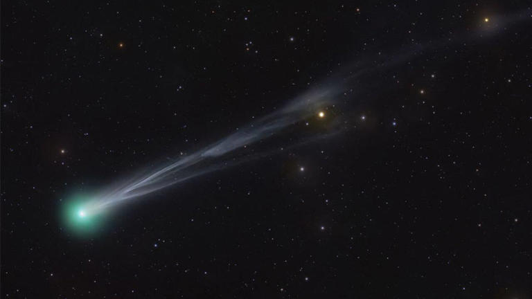 ‘Take Vacations Before October 29’: Harvard Astrophysicist’s warning fuels comet 3I/ATLAS artificial origin speculations