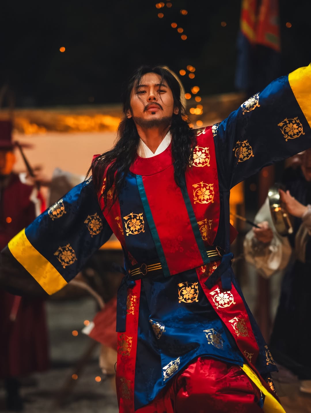 《暴君的廚師》「孔吉」竟有洋蔥！李周安自爆「兵役免除」背後驚人原因！如今爆紅媽媽笑開懷