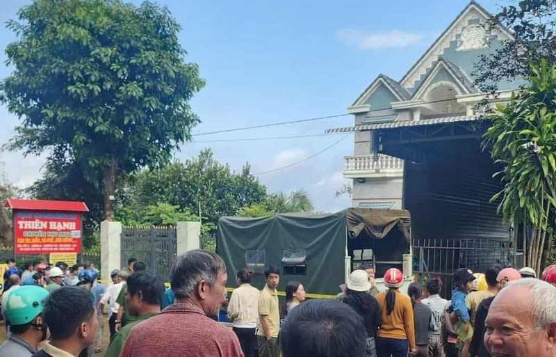 Vụ 3 người trong gia đình tử vong: Kẻ bịt mặt cầm súng rời khỏi hiện trường