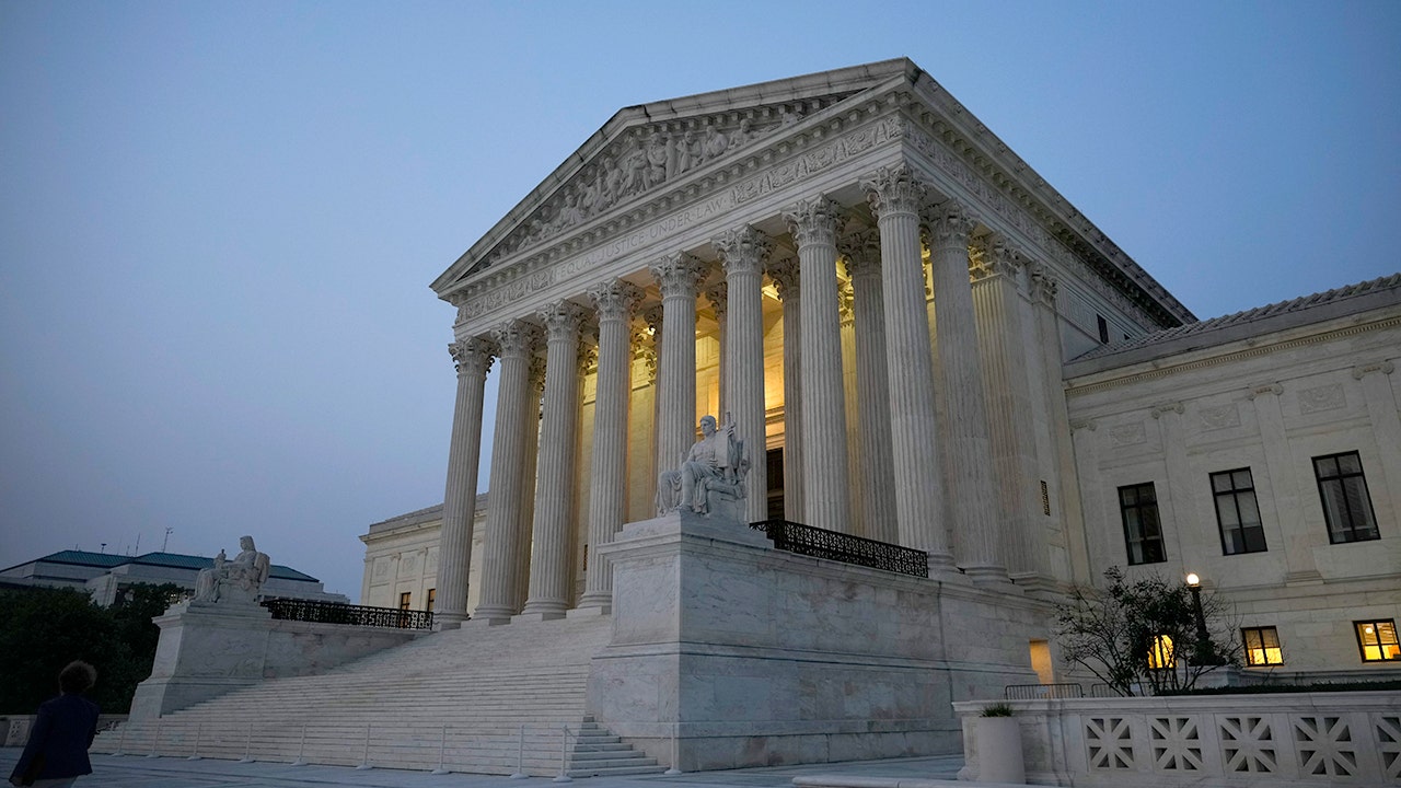 Supreme Court tariff ruling has Trump administration, US businesses bracing for impact<br>