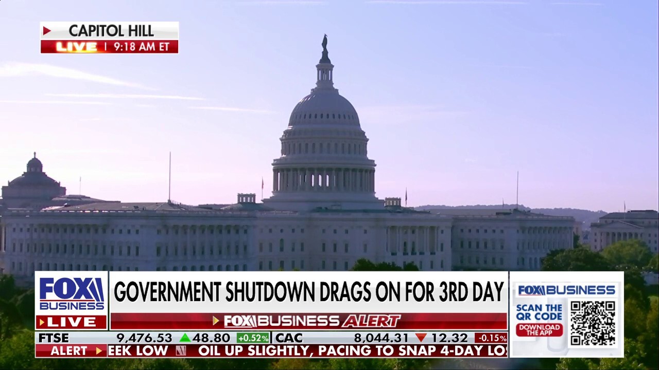Pressure mounts on Democrats as Senate votes again to end shutdown