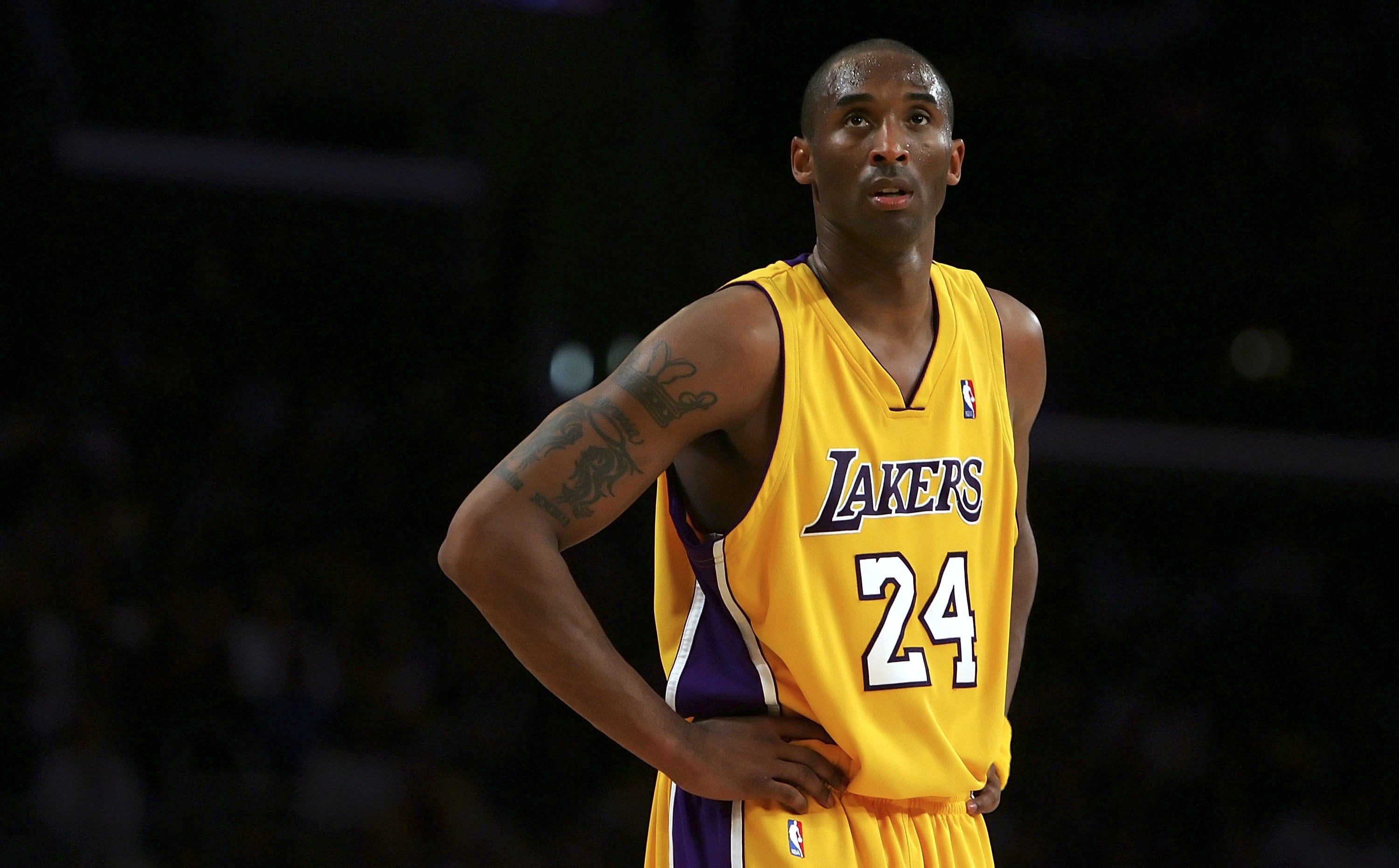 Kobe Bryant's first No. 24 jersey sells for nearly $1 million