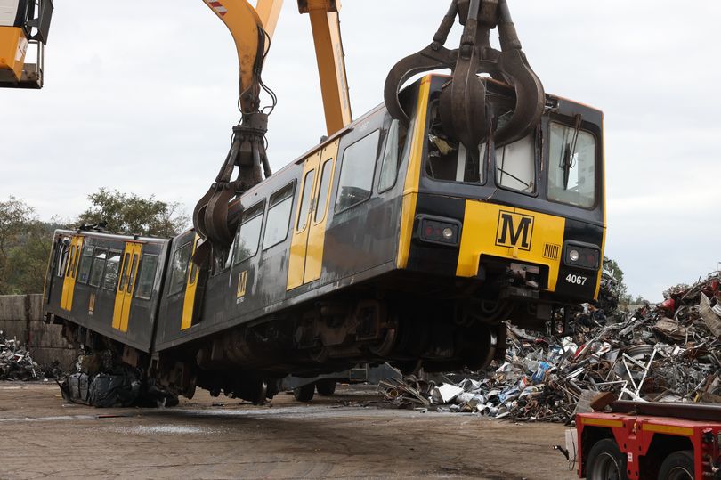 North East mayor wants all old Metro trains scrapped by summer as new ...