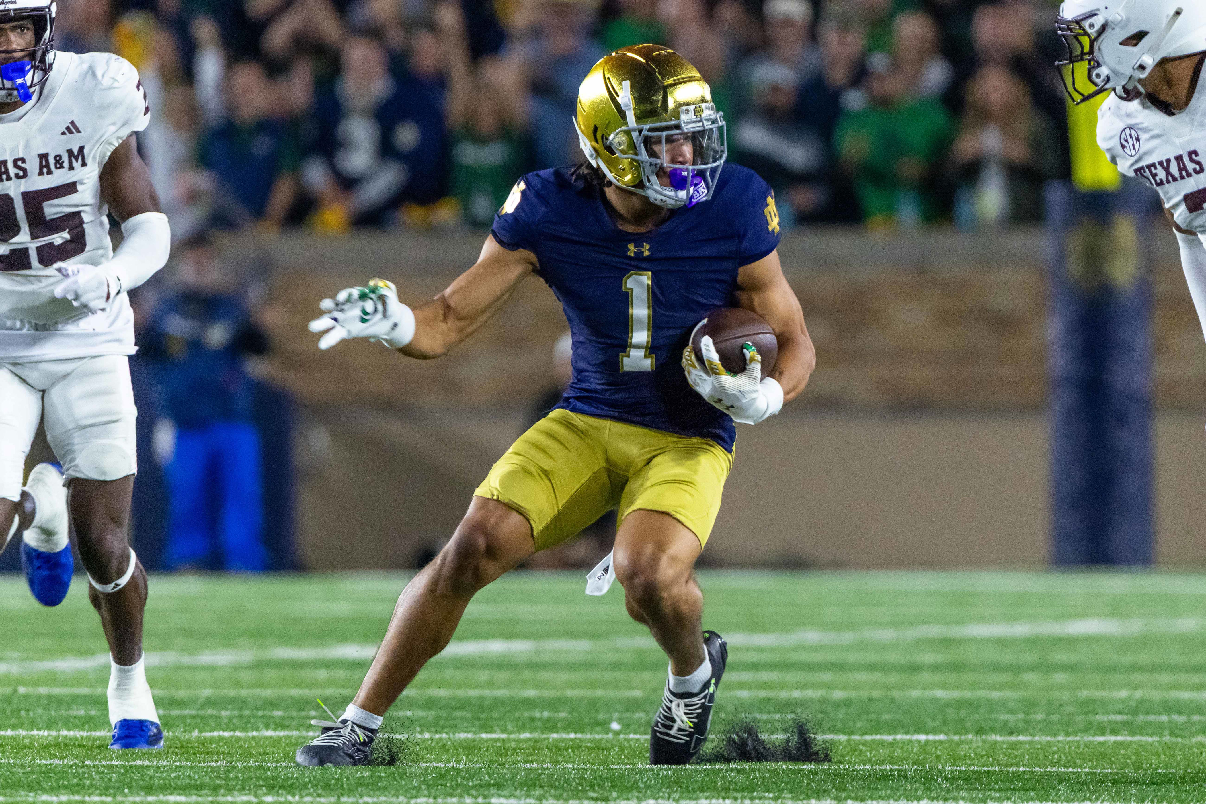 Notre Dame WR Jaden Greathouse seems to ready to go after injury