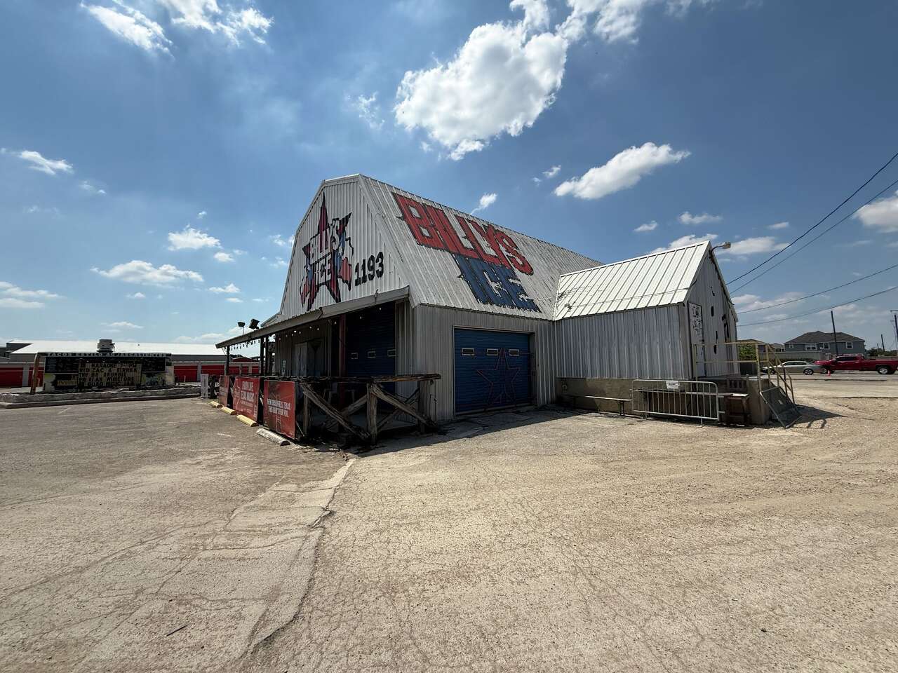 Beloved 16-year-old Texas music venue reopens after 2-month closure