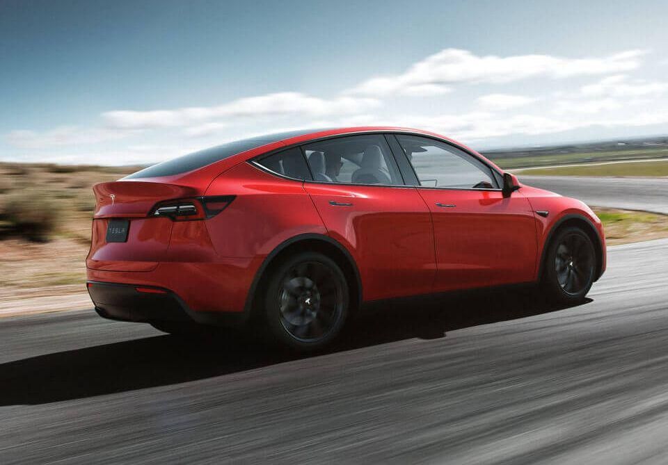 Penjualan Tesla Model Y tembus 4 juta unit