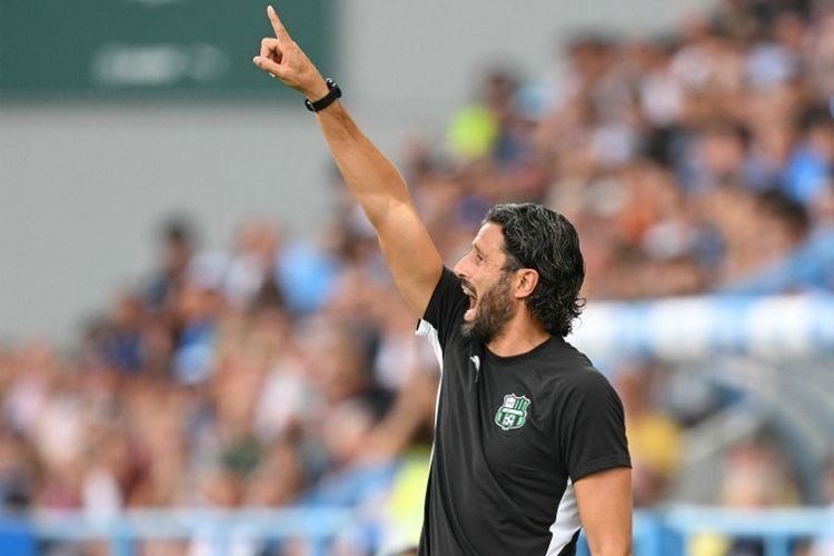 Sassuolo Kalah 0-1, Jay Idzes Dikritik Grosso