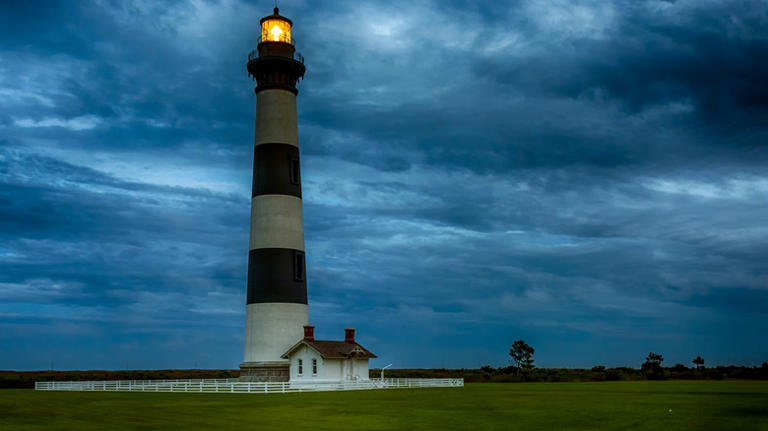 North Carolina's Haunted Coastal Trail Explores The State's Intriguing ...