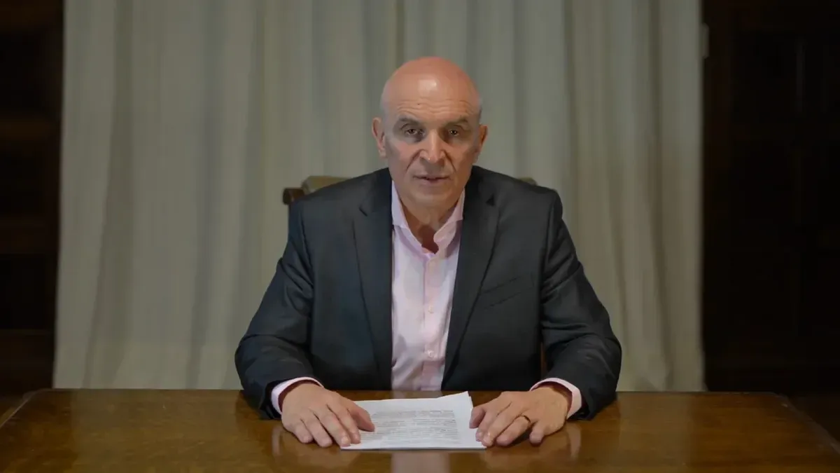 José Luis Espert, difundió un video en el que buscó aclarar su situación.