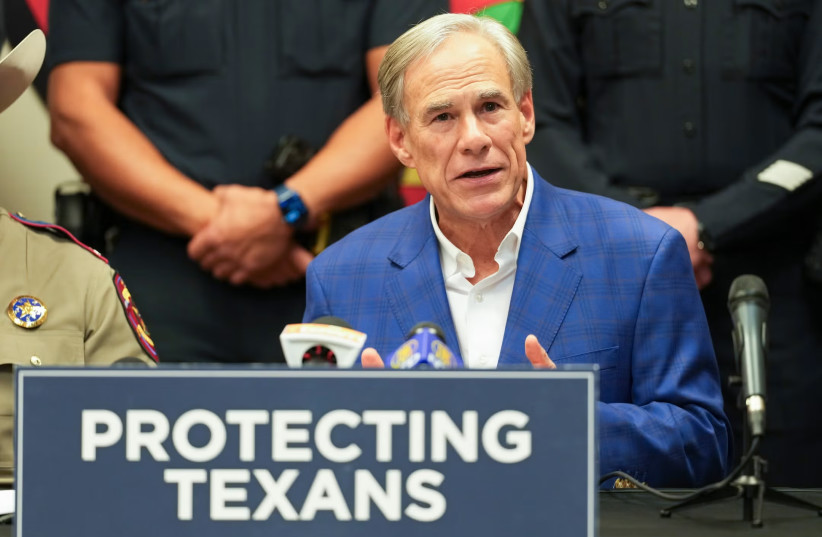 Texas Gov. Greg Abbott announces a new public safety initiative to combat violent crime in Greater Houston during a press conference in Houston, Wednesday, Oct. 1, 2025. (credit: Jason Fochtman/Houston Chronicle via Getty Images)