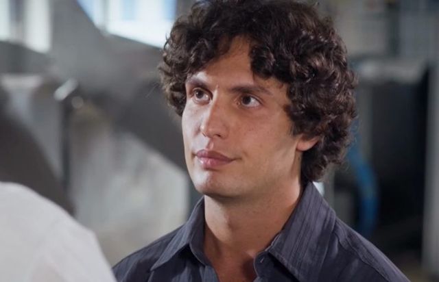 Malore per Castrese – Foto: Raiplay – tvblog.it