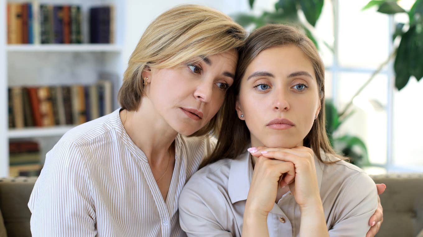 If Your Adult Child Avoids These 11 Questions, They're Hiding Something(01)