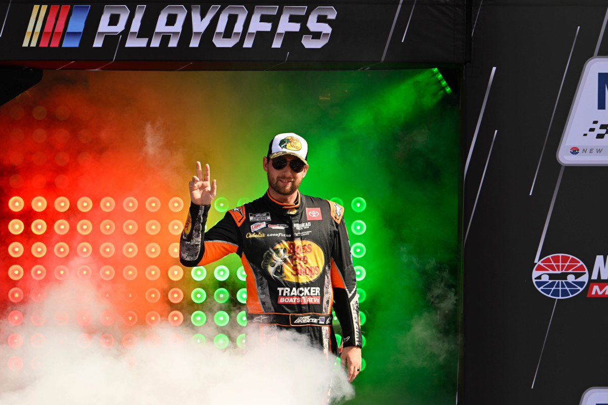 Chase Briscoe explains puzzling decision at end of Atlanta Cup Series race