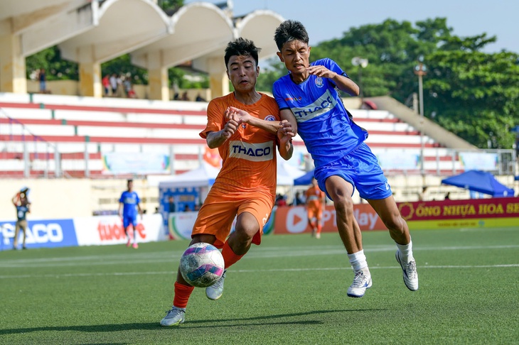 Công đoàn Công an nhân dân gặp Ngân hàng Việt Nam ở chung kết miền Bắc