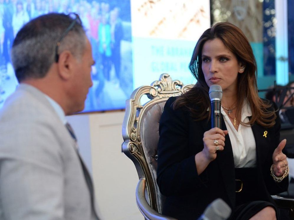  Noa Tishby speaks with Avi Benlolo.