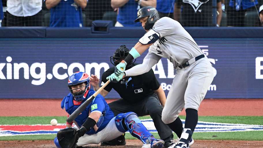 Aaron Judge Remains Postseason Problem for Yankees