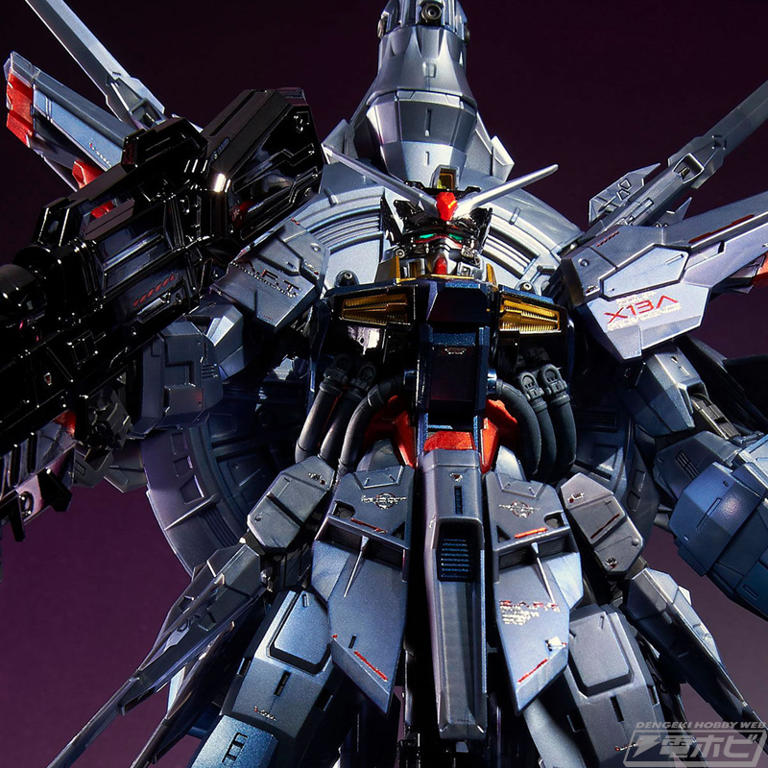 スペシャルコーティング仕様のガンプラ「MG プロヴィデンスガンダム