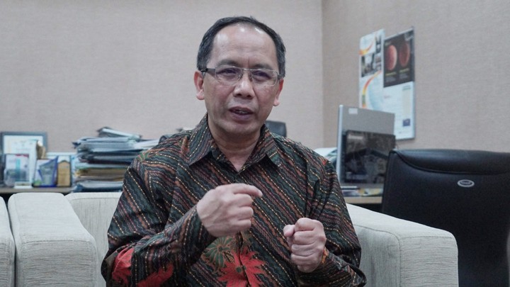 AA1NUeiH Peneliti BRIN Ungkap Asal Suara Dentuman Meteor di Cirebon