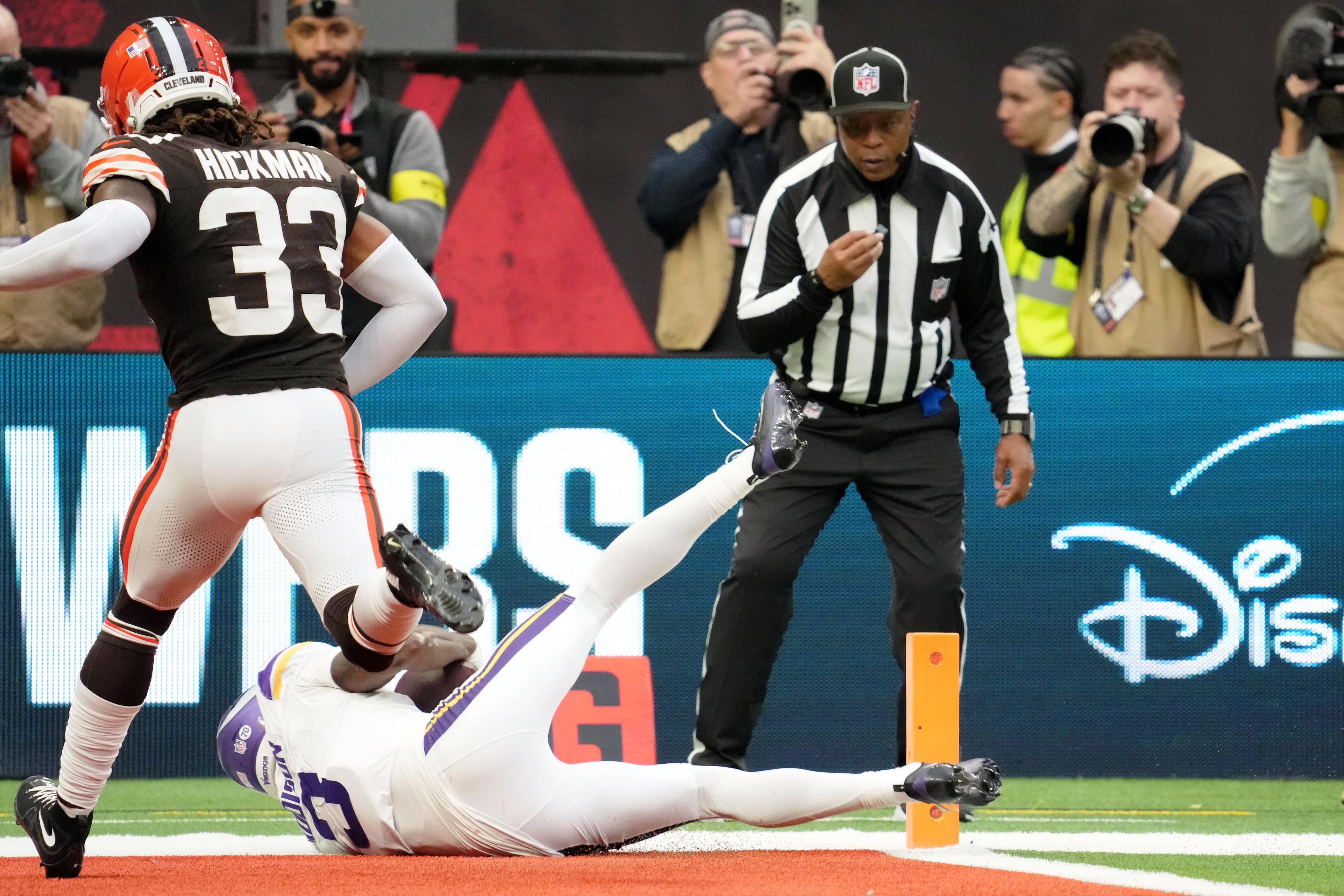Vikings comeback against Browns 'on us as a defense,' according to Greg ...