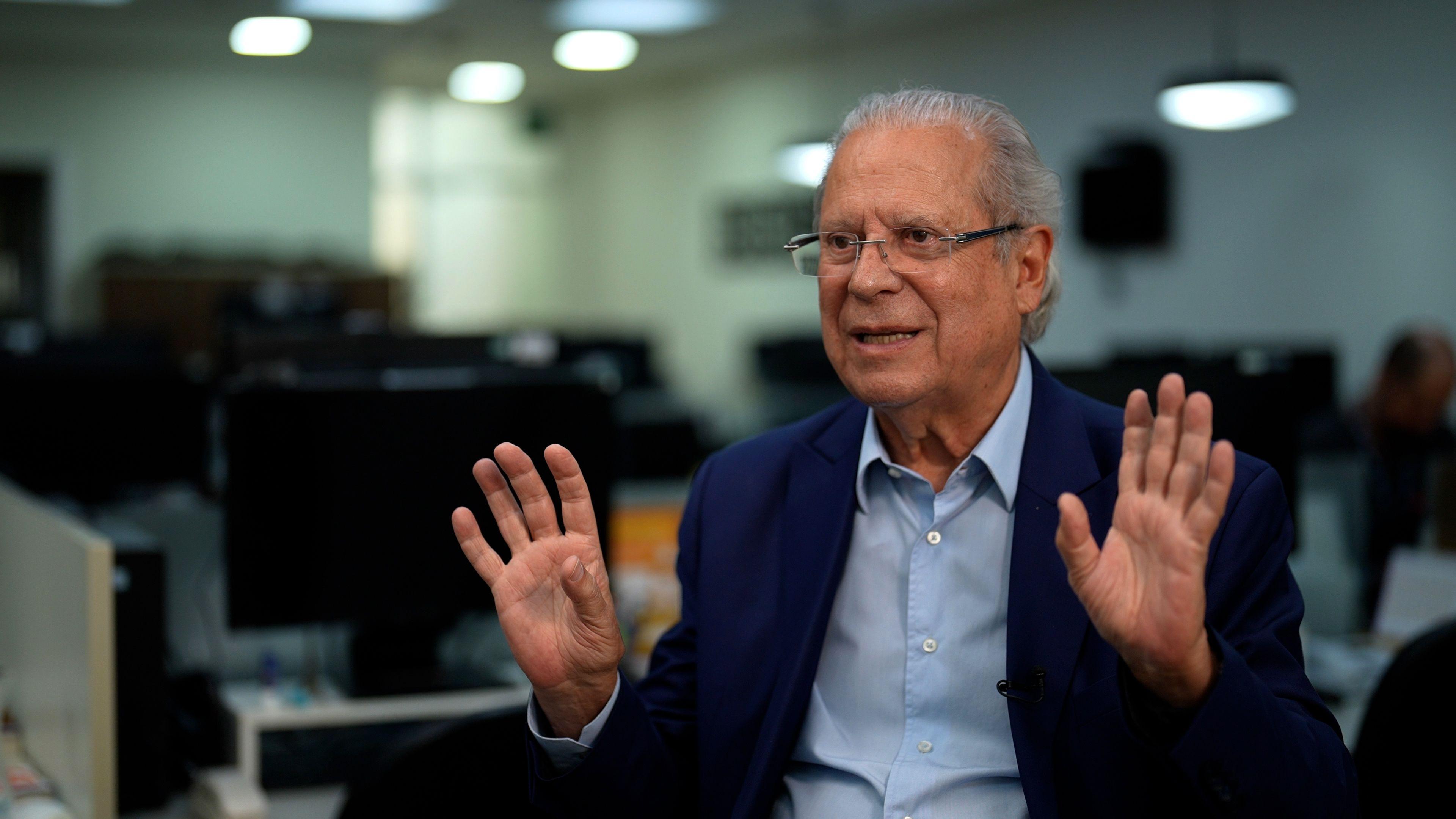 José Dirceu: 'Bolsonaro não tem condições de ir para a prisão comum'