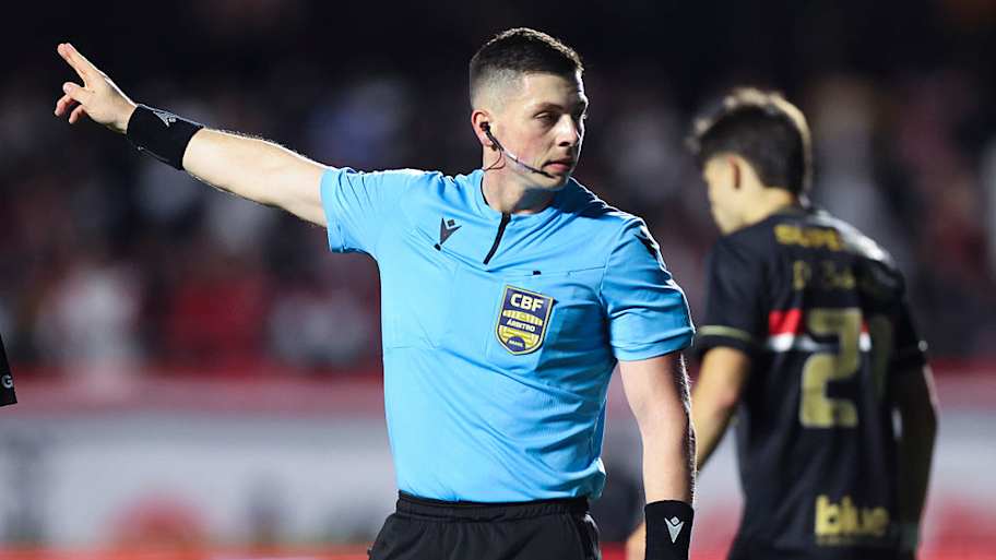 Lucas Casagrande em partida do Brasileirão | Alexandre Schneider/GettyImages