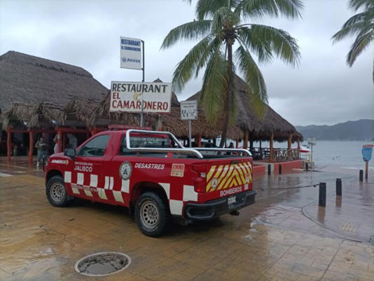 Priscilla se mantiene como huracán categoría 1 al suroeste de Jalisco