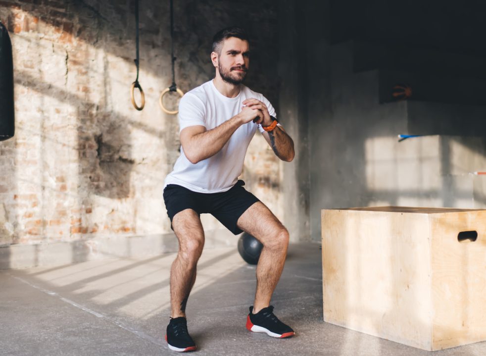 I’m a Trainer, and These 5 Daily Bodyweight Moves Reverse Muscle Loss ...