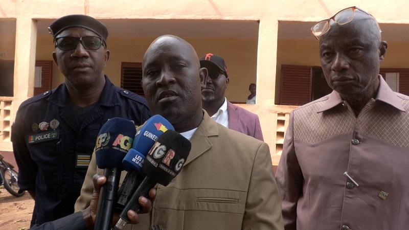 Rentrée scolaire : une forte pluie empêche les élèves de rejoindre les écoles Kankan