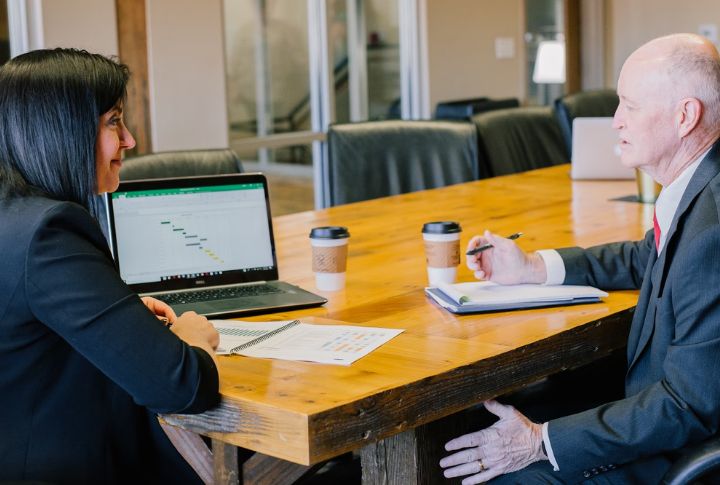 10 Tips For Professionally Discussing Problems With Your Manager