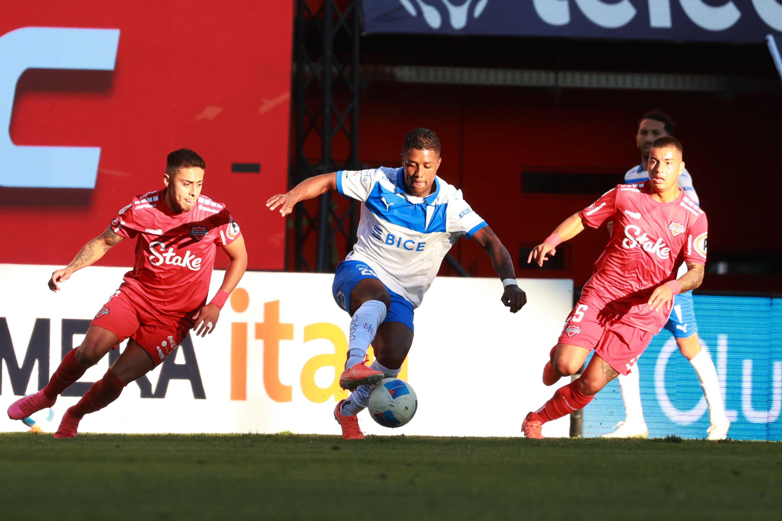 Dónde y a qué hora ver a U. Católica vs. Ñublense por TV
