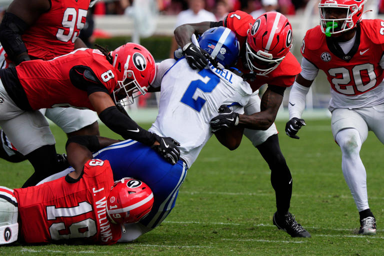 Projected depth chart for Georgia's defensive back room