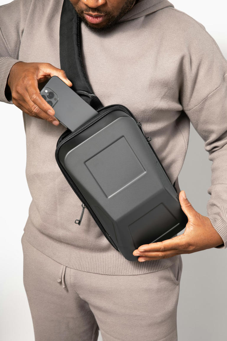 Backpack or Crossbody? Experts Weigh in on Theft-Proof Travel Gear