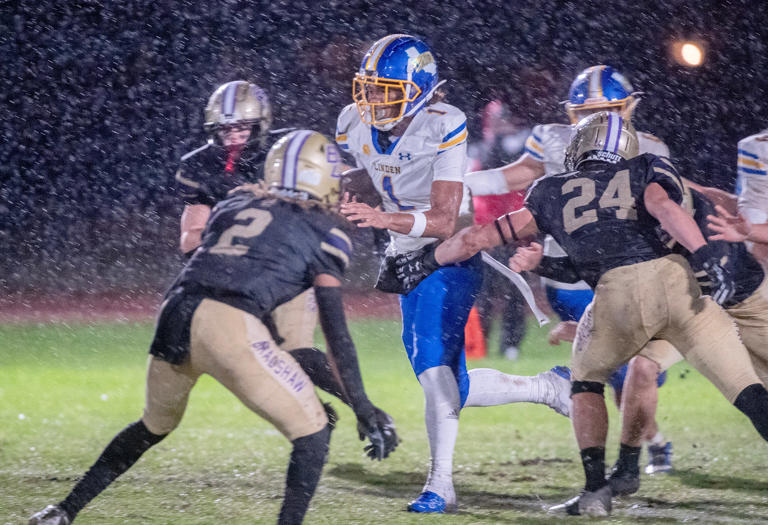 Meet the winner of the Martin Dentistry Football Athlete of the Week ...