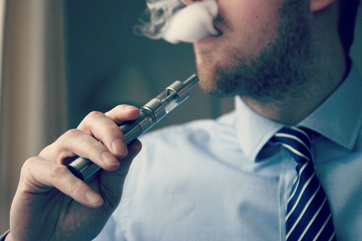 La cigarette électronique est bien plus dangereuse qu’on le croit pour ...