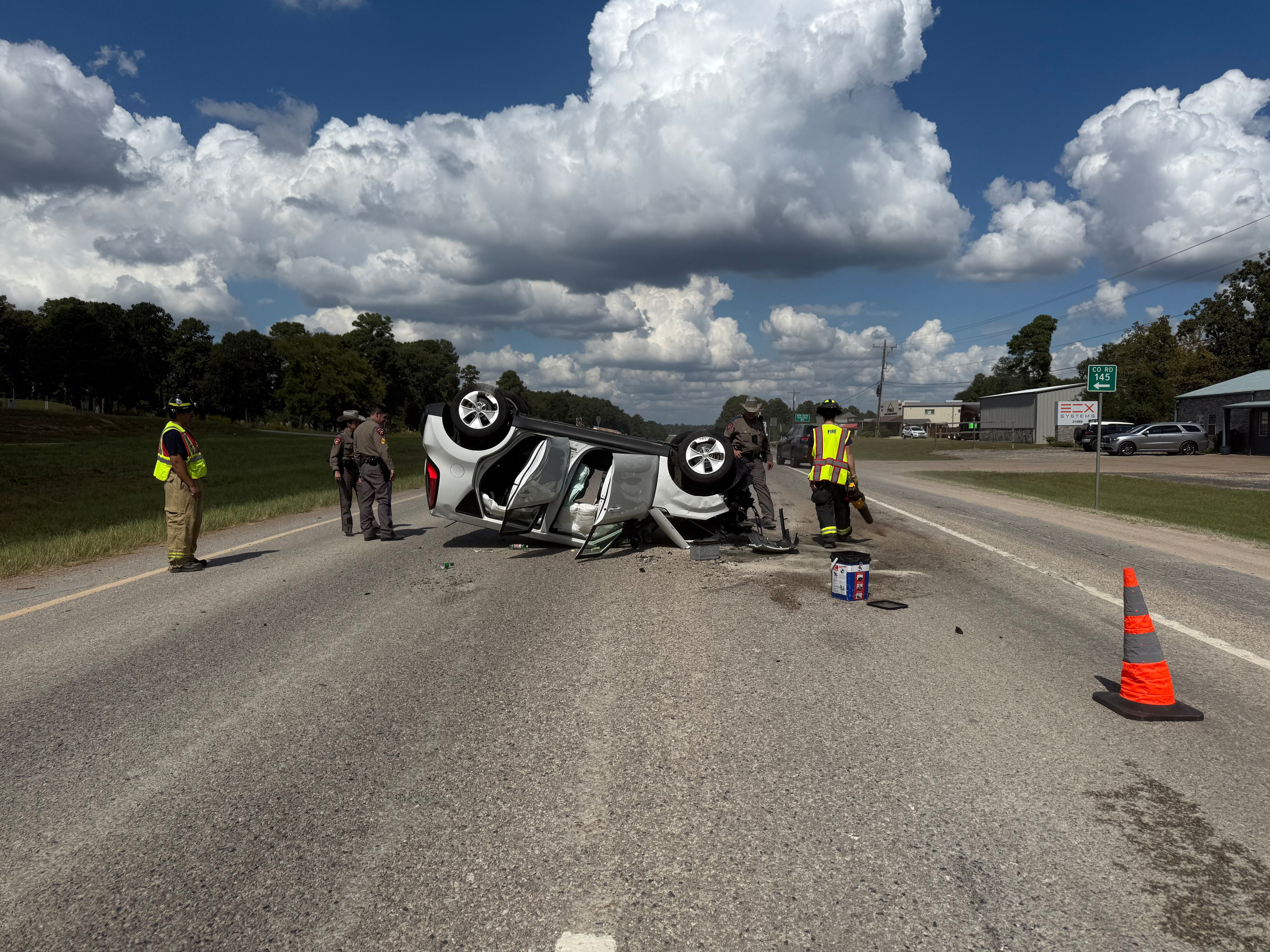 1 taken to hospital after crash near Bullard on U.S. 69