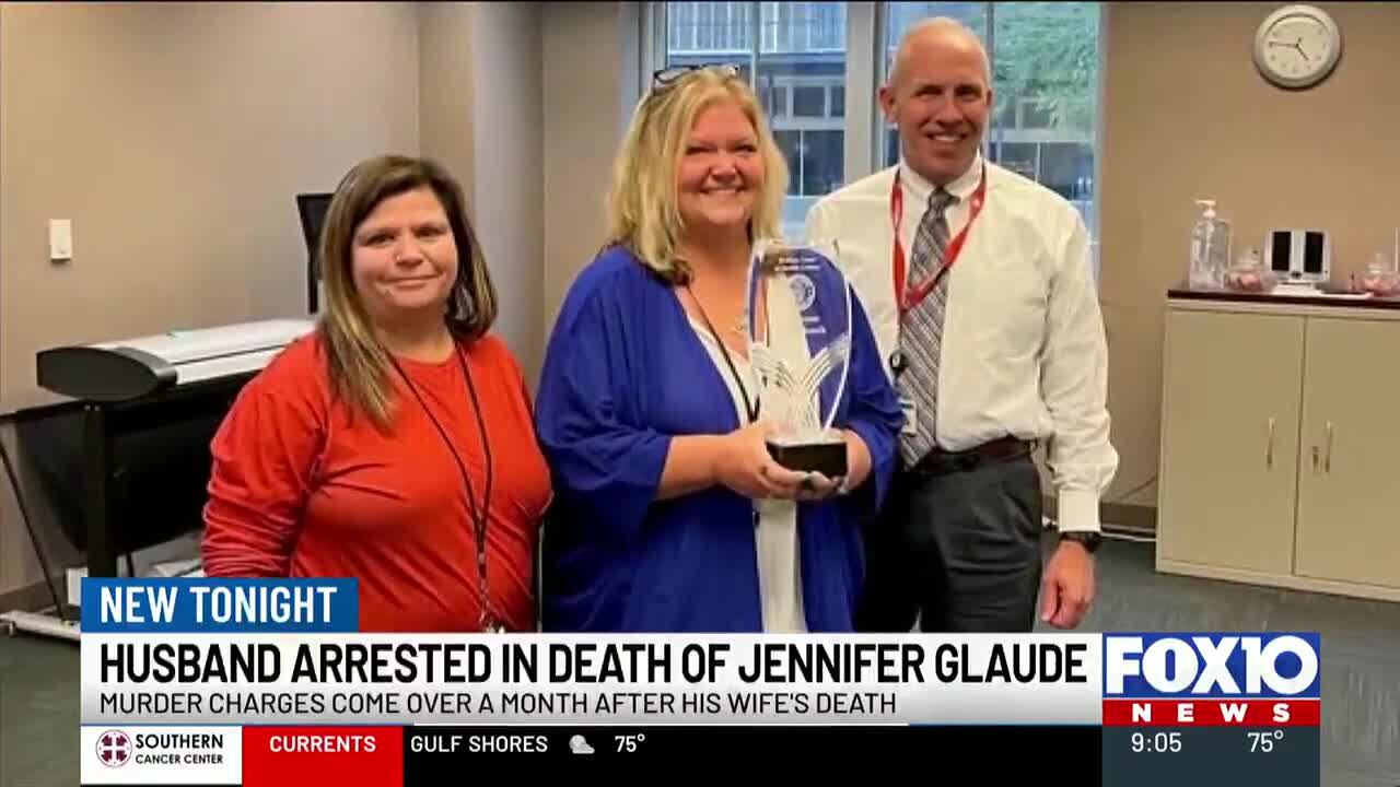 911 transcript Husband charged with murder reported wife unresponsive(00)