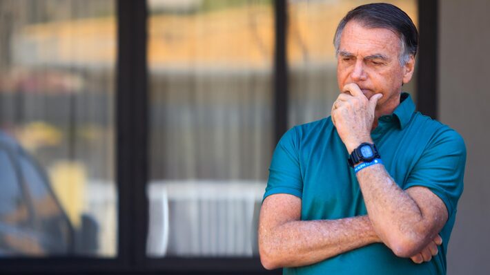 O ex-presidente Jair Bolsonaro conta com precedentes do STF para alimentar a esperan&ccedil;a de ser autorizado a cumprir pena em casa Foto: Wilton Junior / Estad&atilde;o